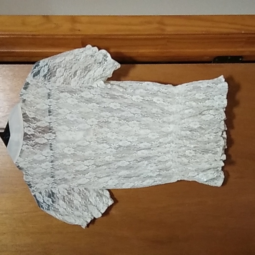 Blouse - Picture 2 of 3